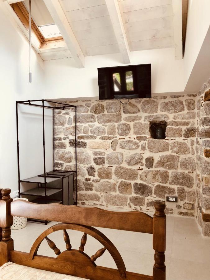 דוניה לסטבה Guesthouse Giraffe מראה חיצוני תמונה